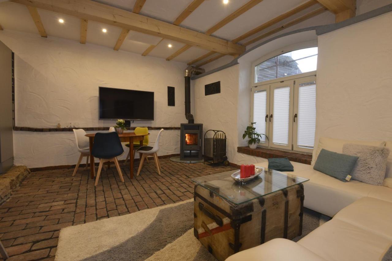 Eifel Kate, Relaxen Mit Sauna Und Whirlpool Dahlem  Dış mekan fotoğraf
