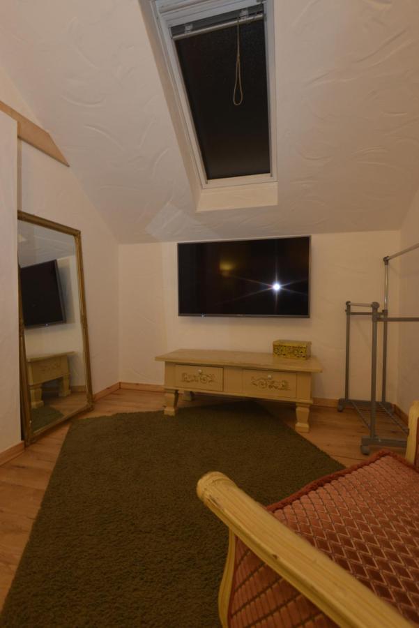 Eifel Kate, Relaxen Mit Sauna Und Whirlpool Dahlem  Dış mekan fotoğraf